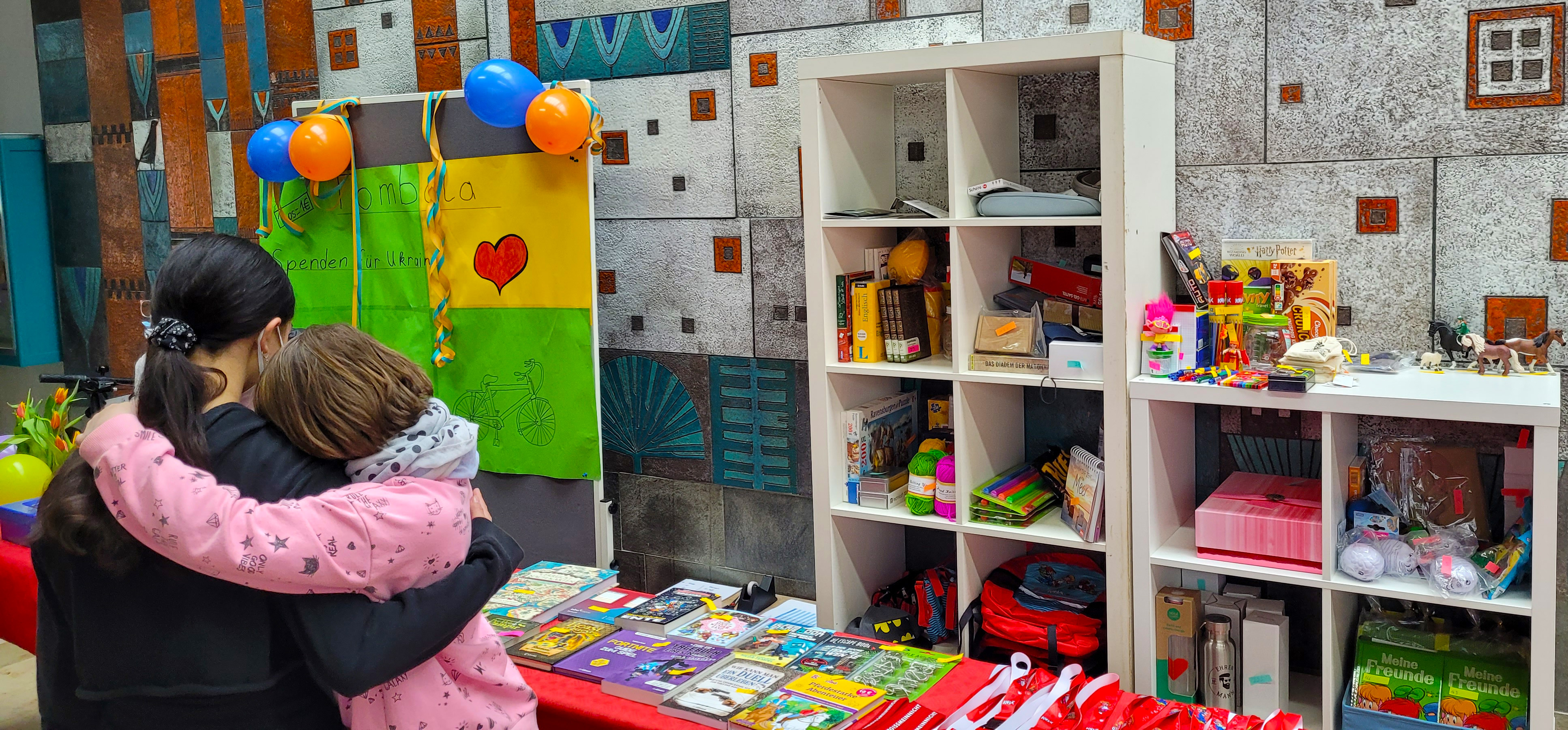 tl_files/fM_k0002/Bilder/Aktionstag Ukraine/Tombola 1.jpg